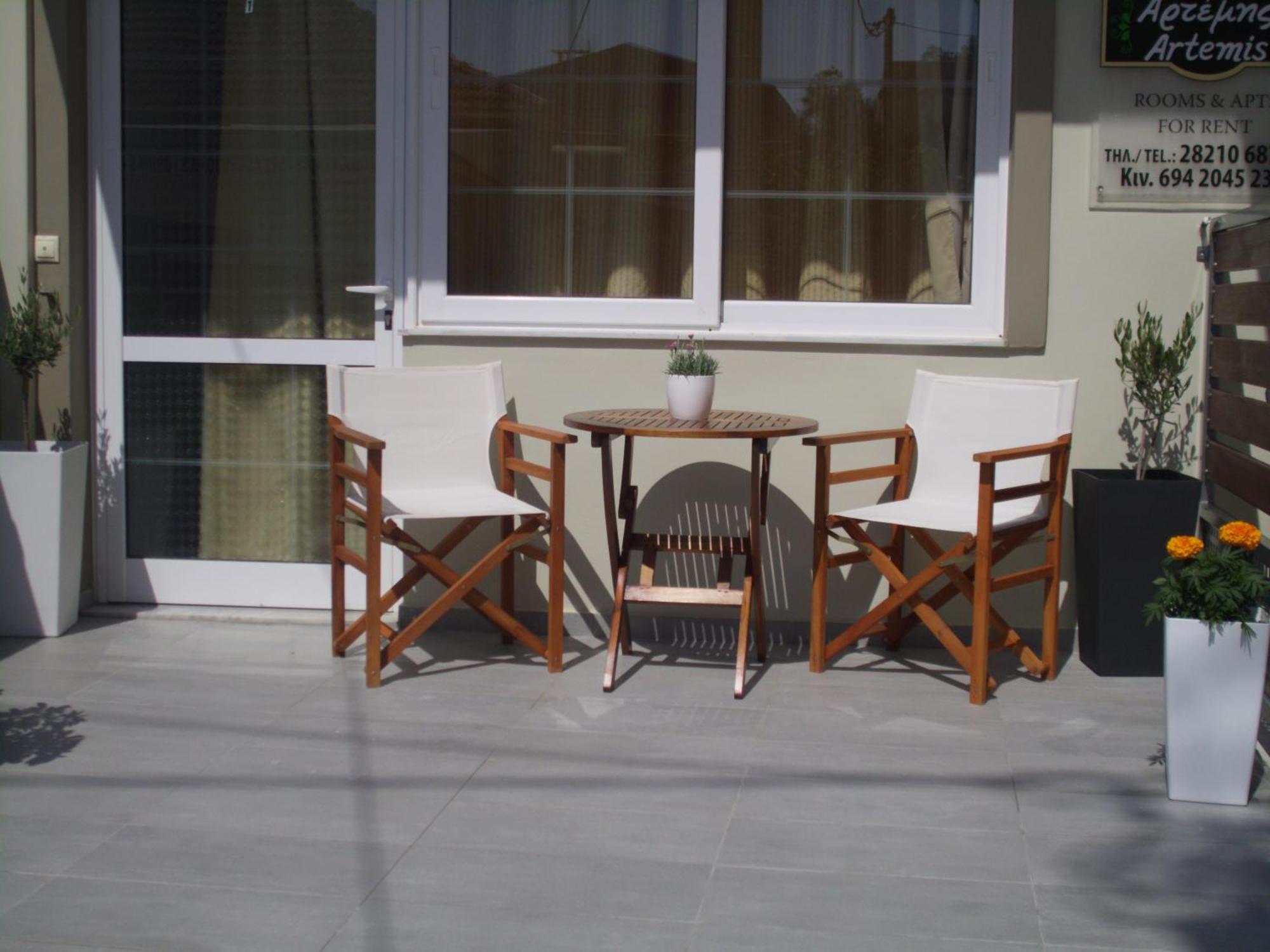Artemis Rooms Two Steps By The Sea Platanés Exterior foto
